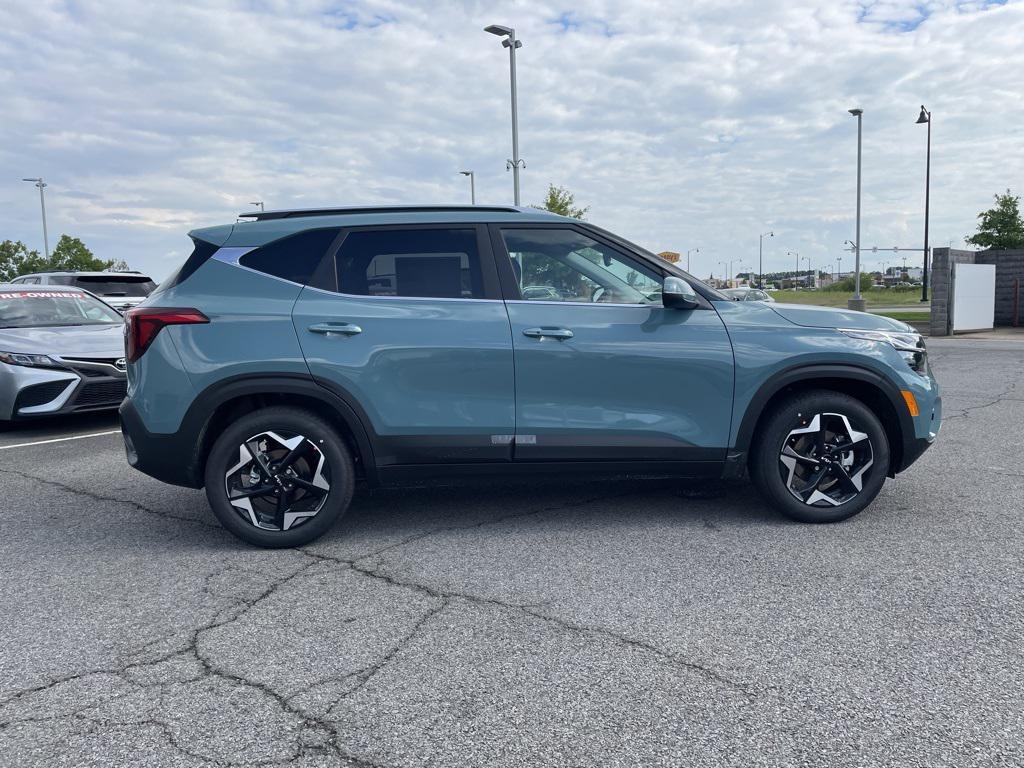 new 2026 Kia Seltos car, priced at $27,535