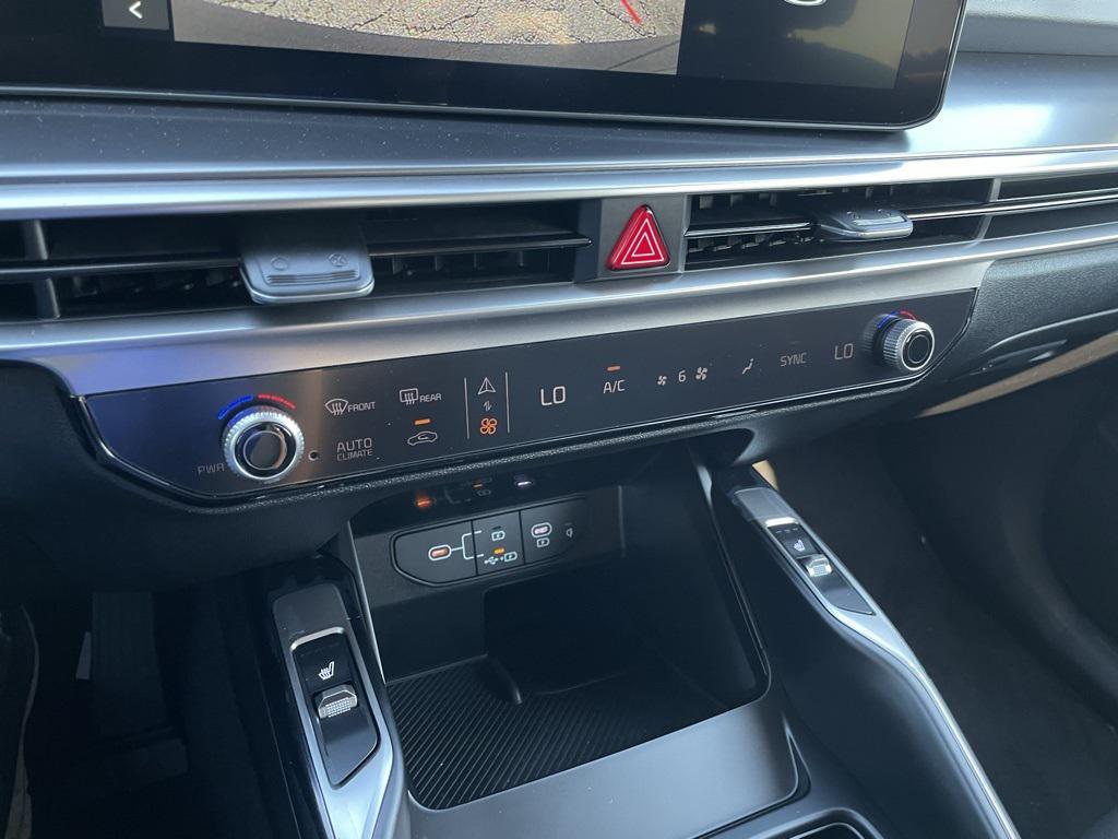 new 2026 Kia Sorento car, priced at $37,780