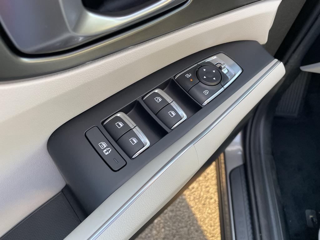 new 2026 Kia Sorento car, priced at $37,780