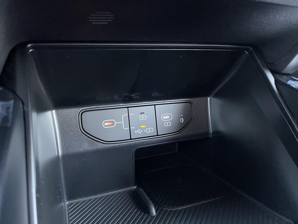 new 2026 Kia Sorento car, priced at $37,780