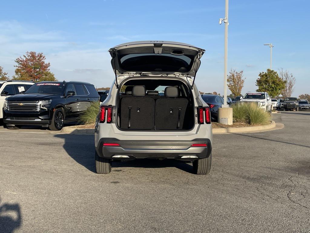 new 2026 Kia Sorento car, priced at $37,030