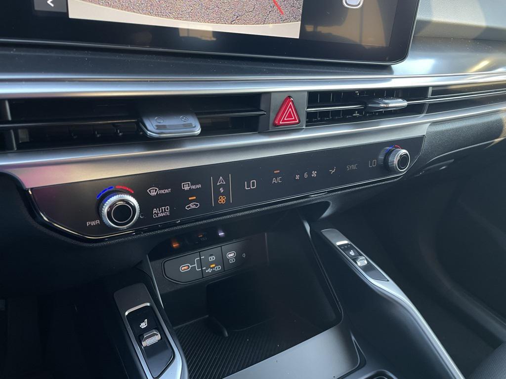 new 2026 Kia Sorento car, priced at $37,030