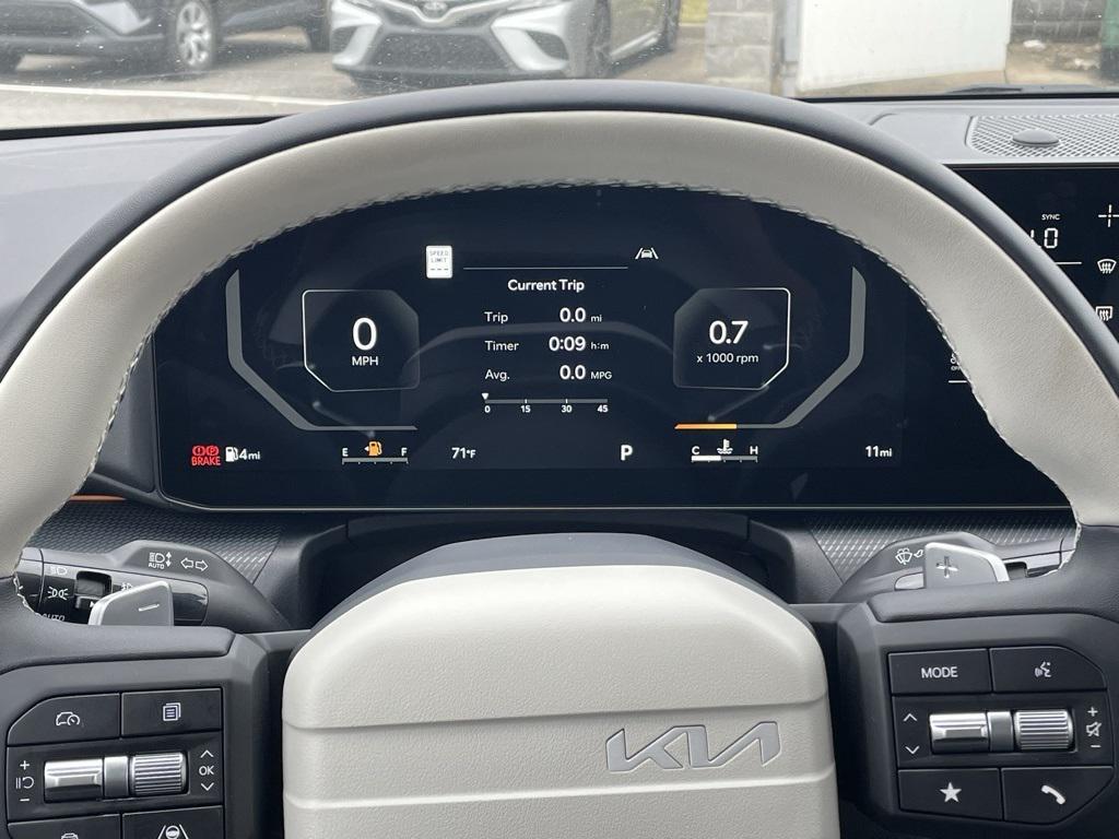 new 2025 Kia K4 car, priced at $29,987