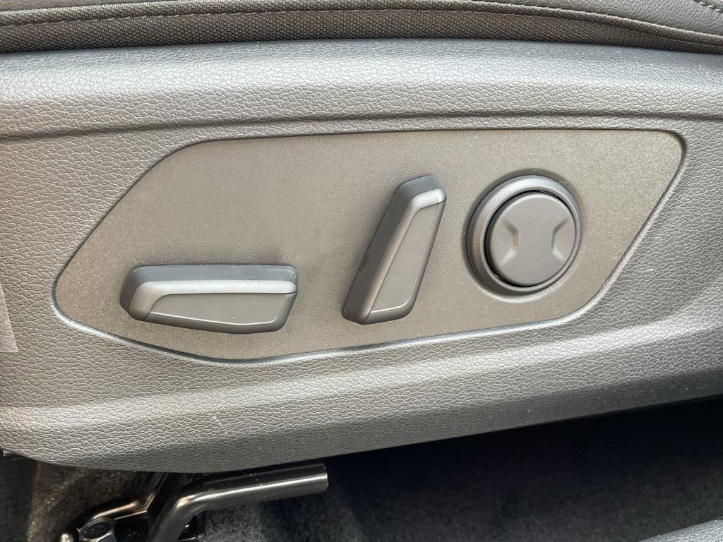 new 2026 Kia Sportage car, priced at $37,360