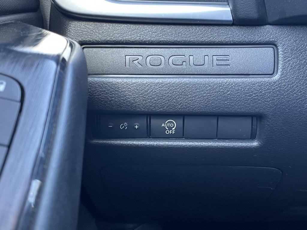 used 2024 Nissan Rogue car, priced at $21,919