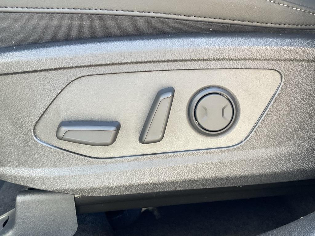 new 2026 Kia Sorento car, priced at $36,510