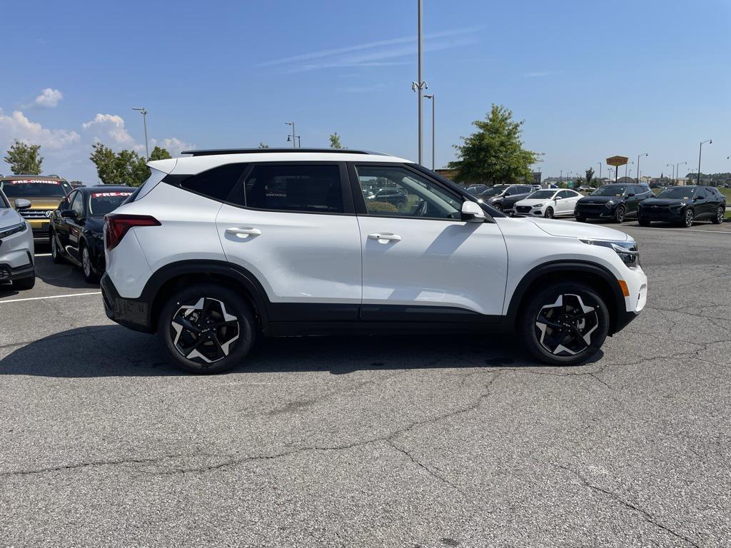 new 2025 Kia Seltos car, priced at $25,470