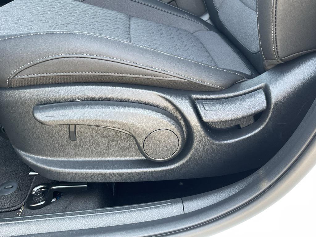 new 2025 Kia Seltos car, priced at $25,470