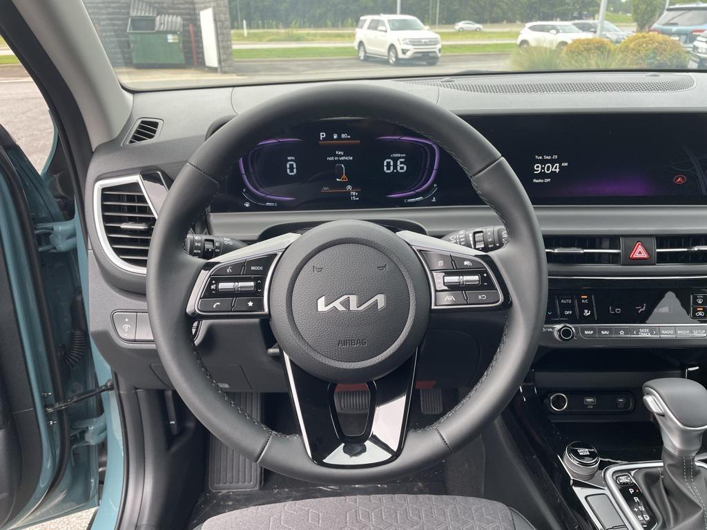 new 2026 Kia Seltos car, priced at $27,740