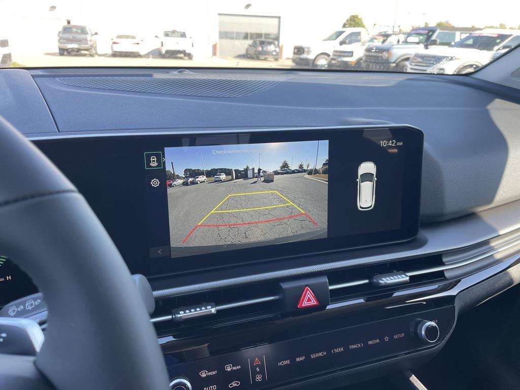 new 2026 Kia Sportage Hybrid car, priced at $31,149