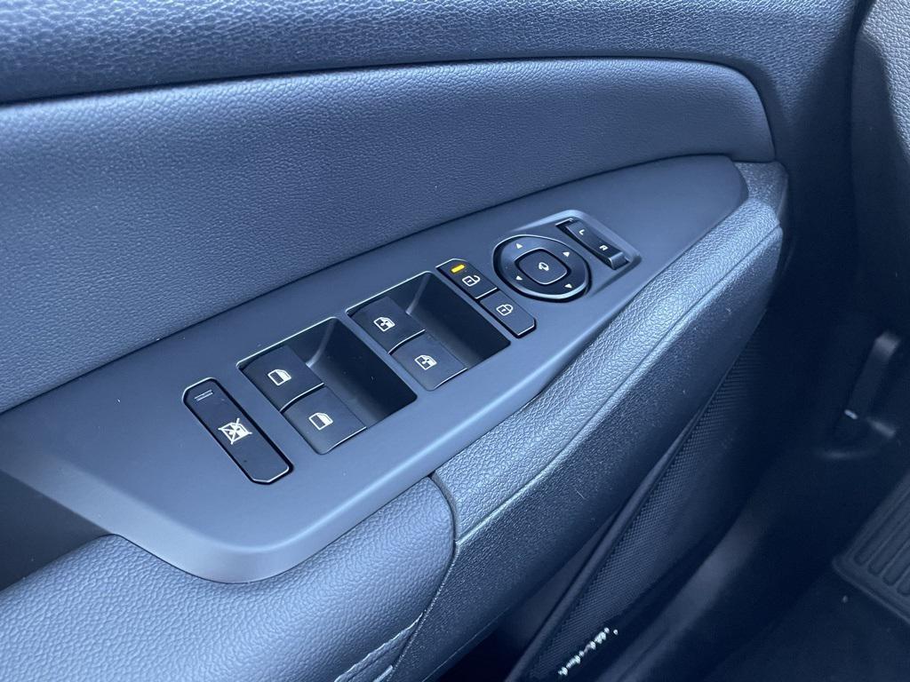 new 2026 Kia Sportage car, priced at $37,690