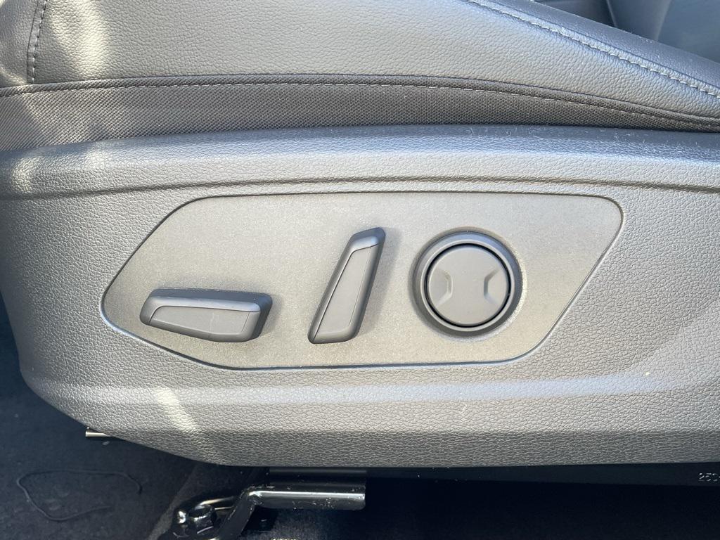 new 2026 Kia Sportage car, priced at $37,690