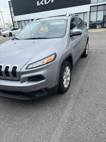 used 2018 Jeep Cherokee car