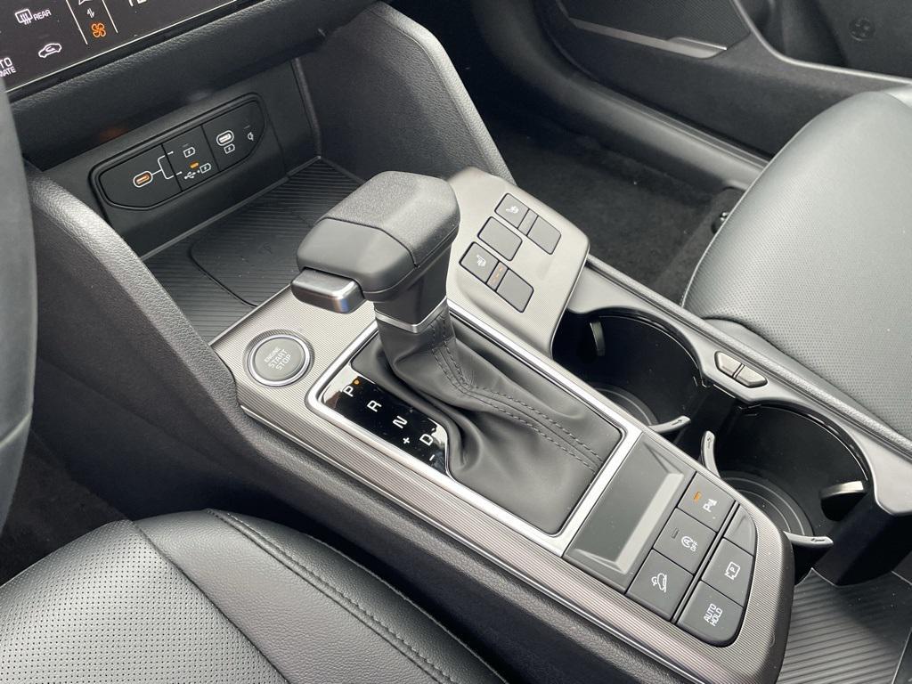 new 2026 Kia Seltos car, priced at $27,155