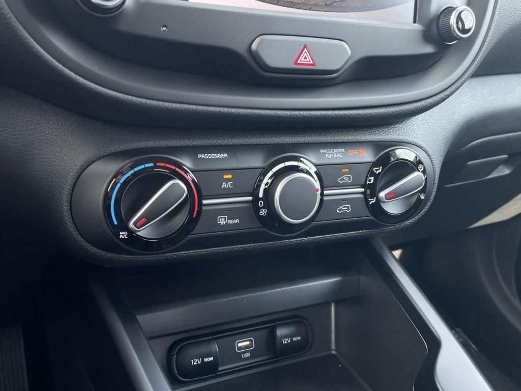 new 2025 Kia Soul car, priced at $21,620