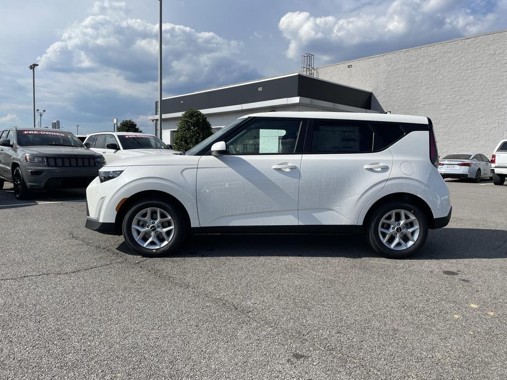 new 2025 Kia Soul car, priced at $21,620