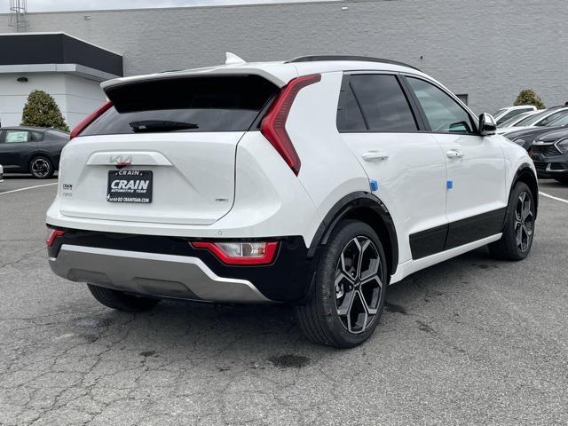 new 2025 Kia Niro car, priced at $32,056
