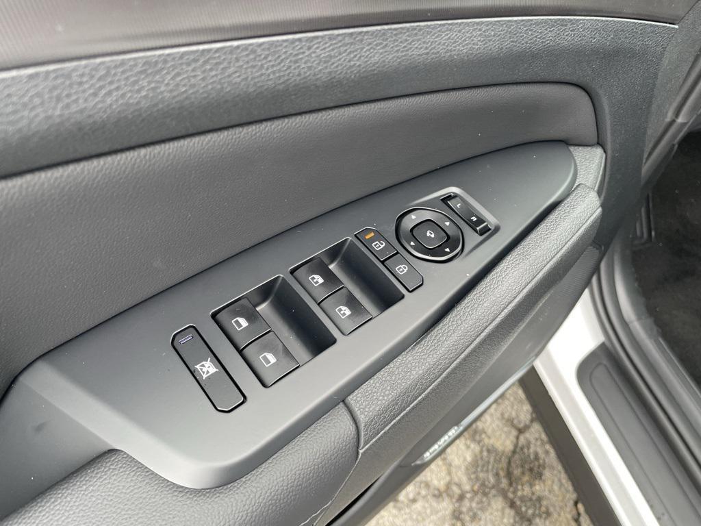 new 2026 Kia Sportage car, priced at $37,850