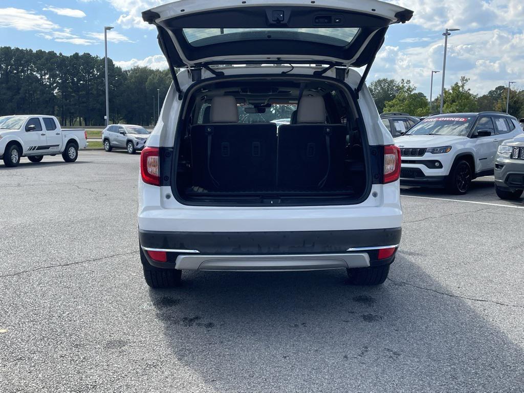 used 2022 Honda Pilot car, priced at $31,600