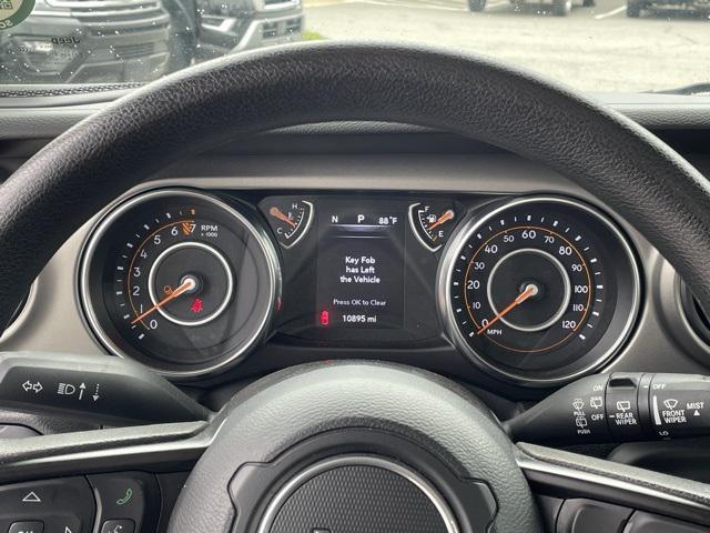 used 2023 Jeep Gladiator car, priced at $33,974