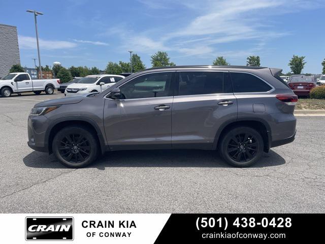used 2019 Toyota Highlander car, priced at $26,095