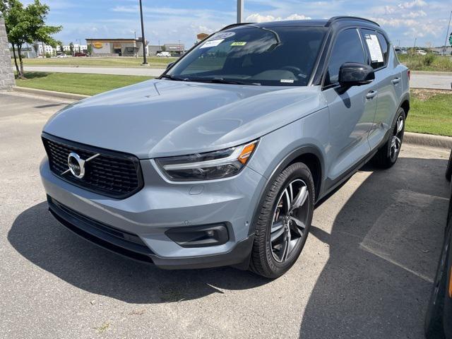 used 2022 Volvo XC40 car, priced at $25,624