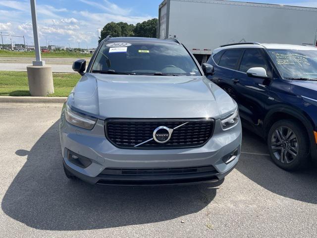 used 2022 Volvo XC40 car, priced at $25,624