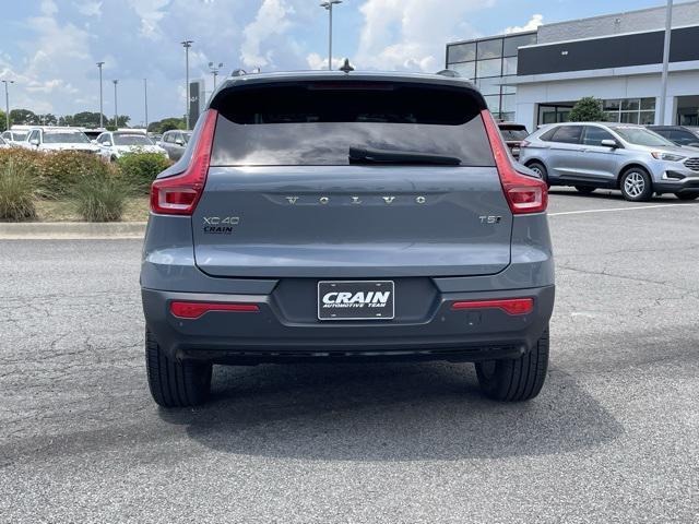 used 2022 Volvo XC40 car, priced at $25,574