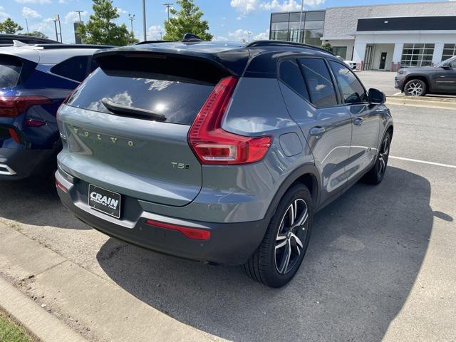 used 2022 Volvo XC40 car, priced at $25,624