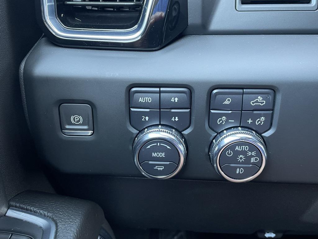 used 2023 GMC Sierra 1500 car, priced at $46,137