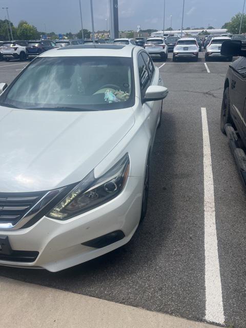 used 2016 Nissan Altima car, priced at $10,372