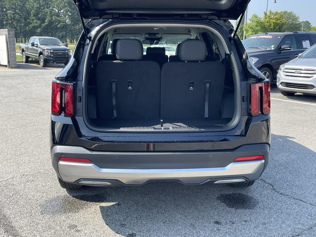 new 2026 Kia Sorento car, priced at $36,770