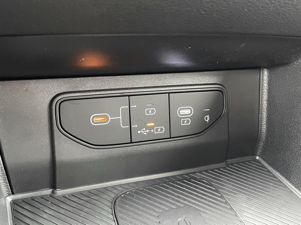 new 2026 Kia Sportage car, priced at $31,995