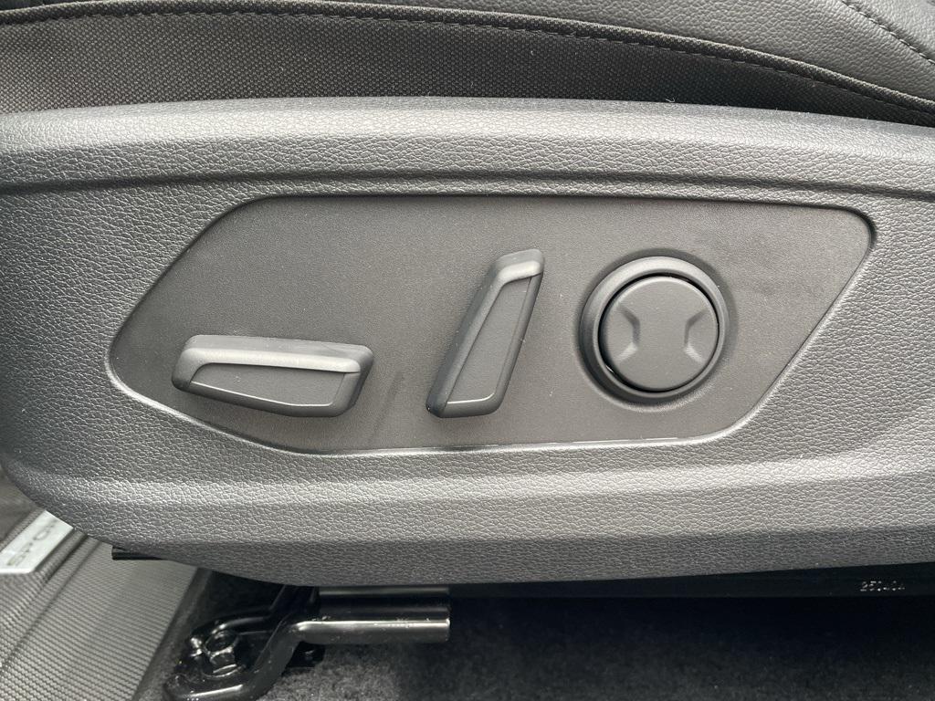 new 2026 Kia Sportage car, priced at $40,720