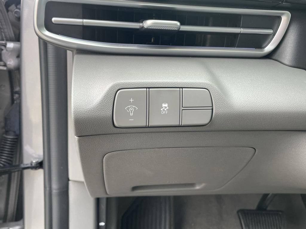 used 2024 Hyundai Elantra car, priced at $19,911