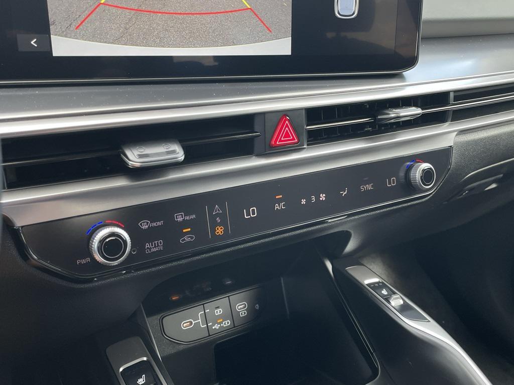 new 2026 Kia Sorento car, priced at $36,330