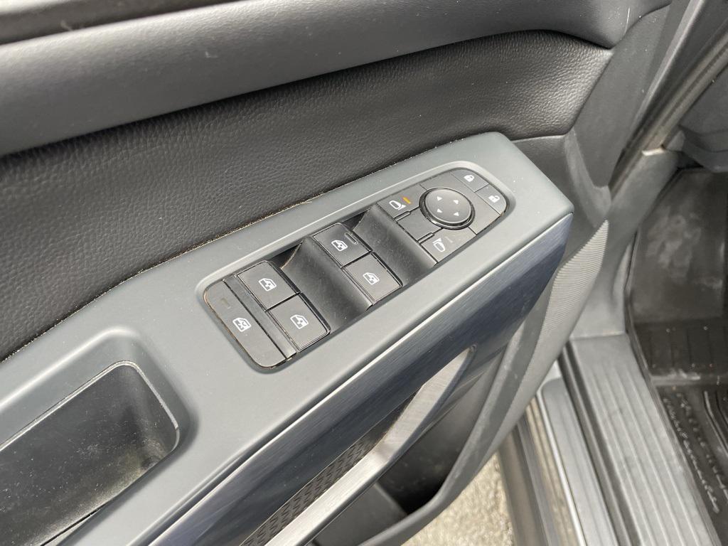 used 2023 Nissan Pathfinder car, priced at $29,987