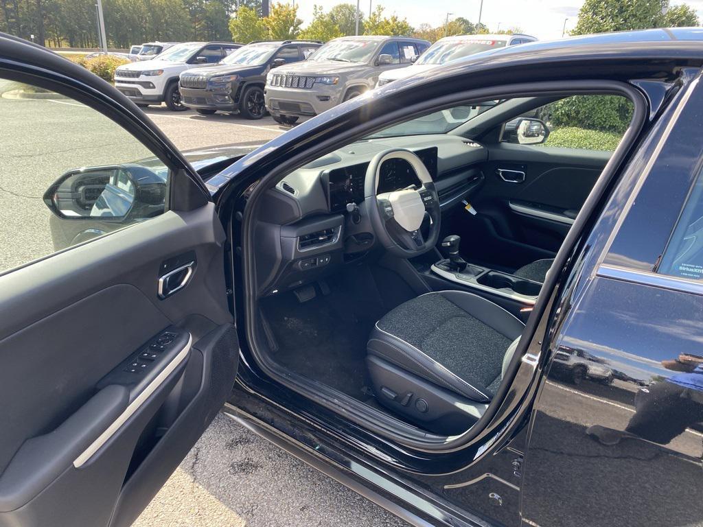 new 2025 Kia K4 car, priced at $25,603