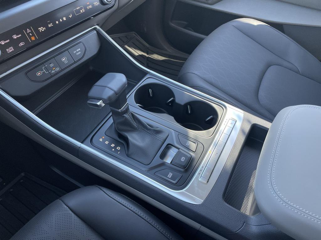 new 2026 Kia Carnival car, priced at $39,980