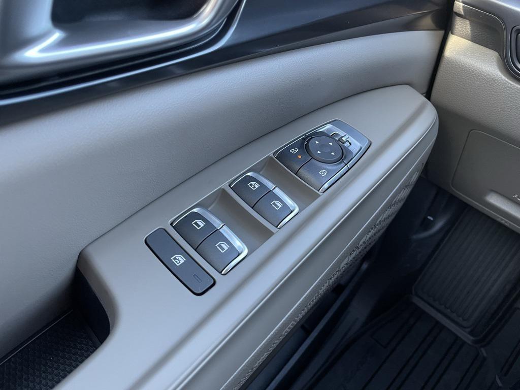 new 2026 Kia Carnival car, priced at $39,980