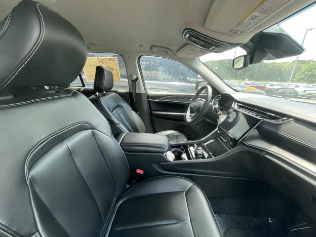 used 2023 Jeep Grand Cherokee car, priced at $33,285