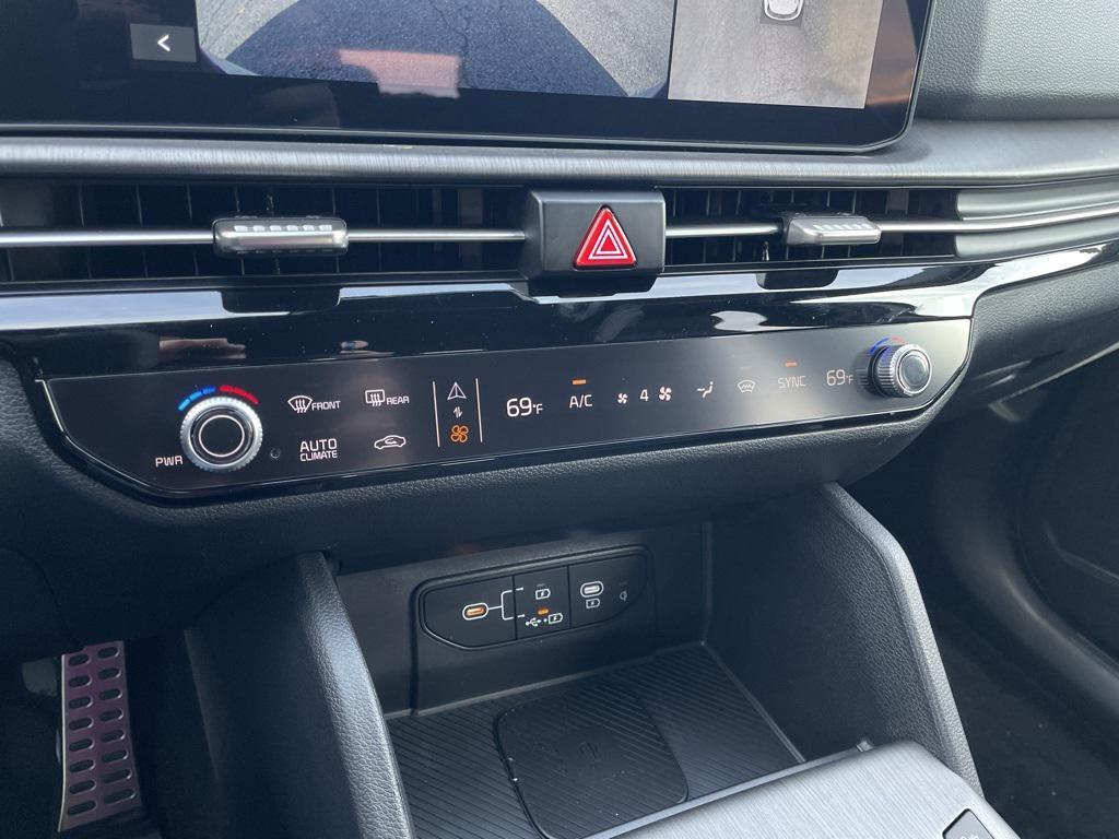 new 2026 Kia Sportage car, priced at $40,130