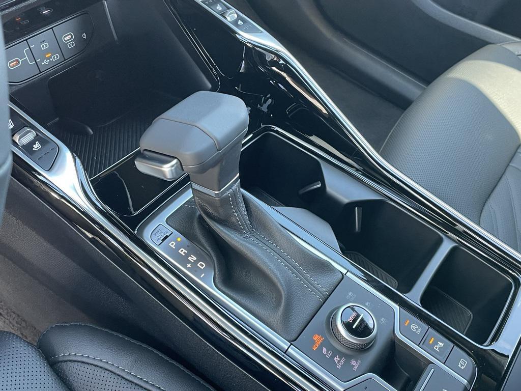new 2026 Kia Sorento car, priced at $47,015