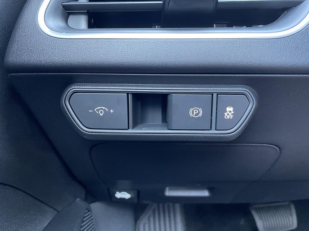 new 2025 Kia K4 car, priced at $23,199