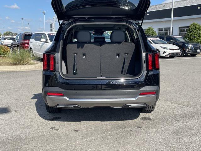 new 2025 Kia Sorento car, priced at $34,885