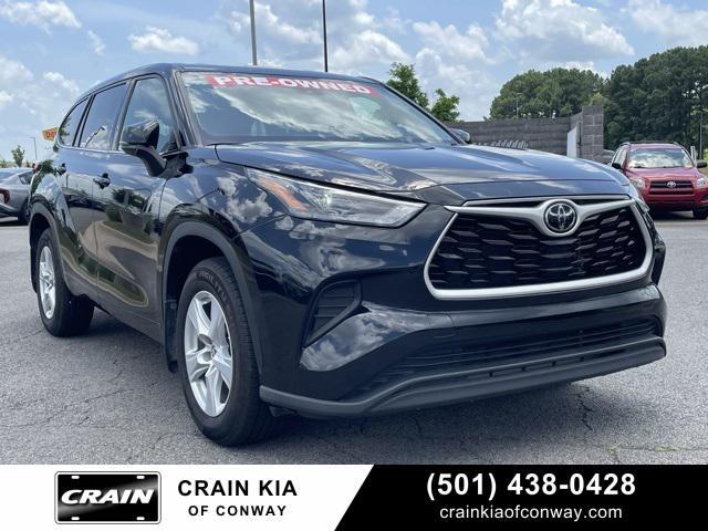 used 2023 Toyota Highlander car, priced at $32,746