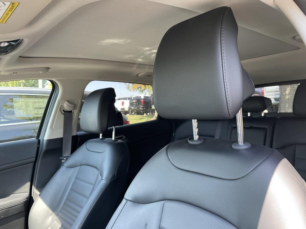 new 2025 Kia Sportage car, priced at $33,475