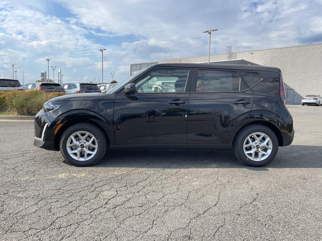 new 2025 Kia Soul car, priced at $21,620