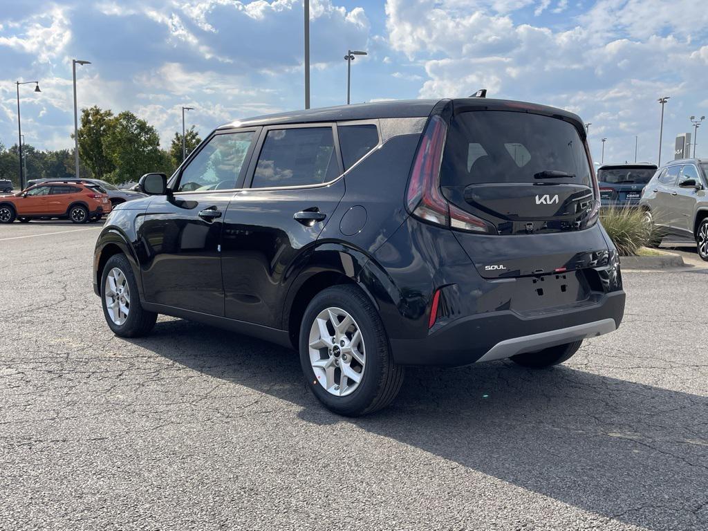 new 2025 Kia Soul car, priced at $21,620