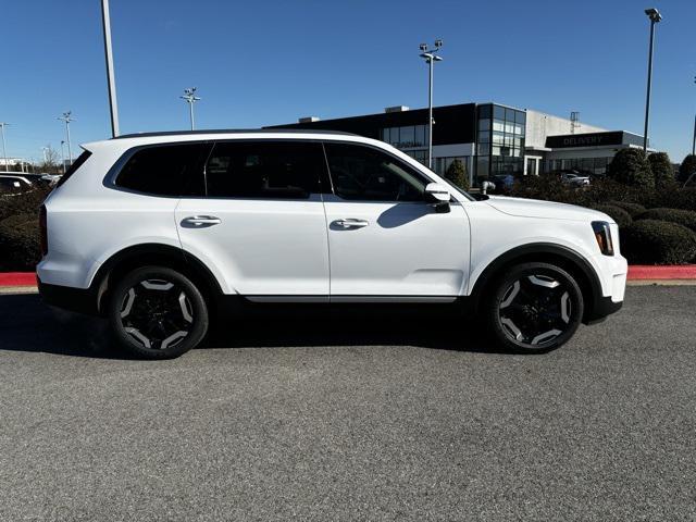 used 2024 Kia Telluride car, priced at $34,000